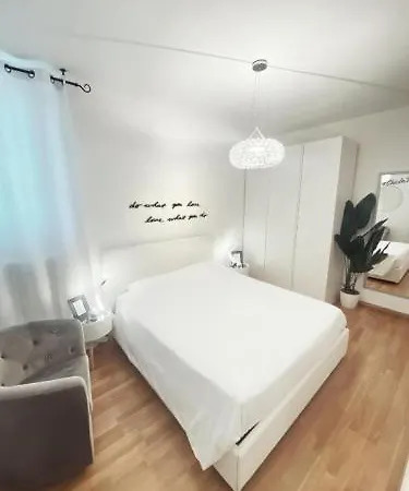 Chic In The Apartment
