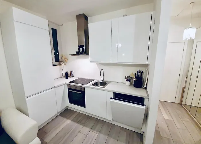 Апартаменты Chic In The *